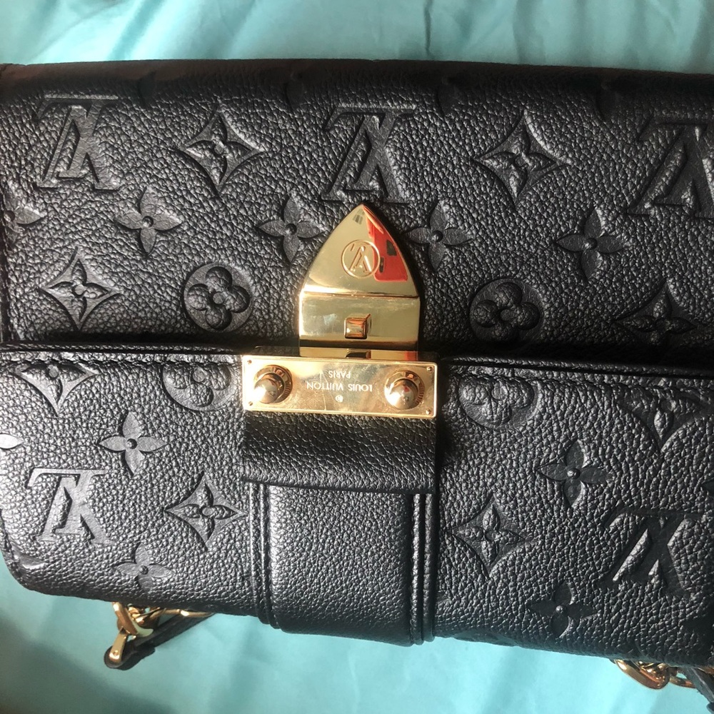 SOLD‼️💯 % Auth. LV saint sulpice BB - Picture 4 of 8